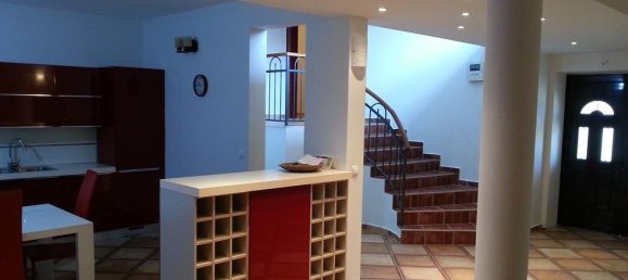 4 bedrooms Villa in Bar, Montenegro No. 402 5