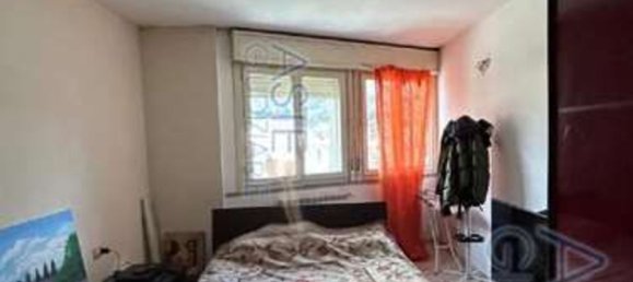 Apartamento de 3 dormitorios en Montale, Italy No. 314523 6