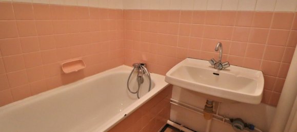 Studio in Troyes, France No. 156617 7