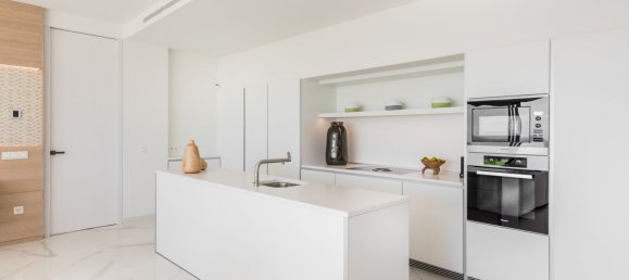 3 غرف نوم شقة في Marbella, Spain رقم 9990 6