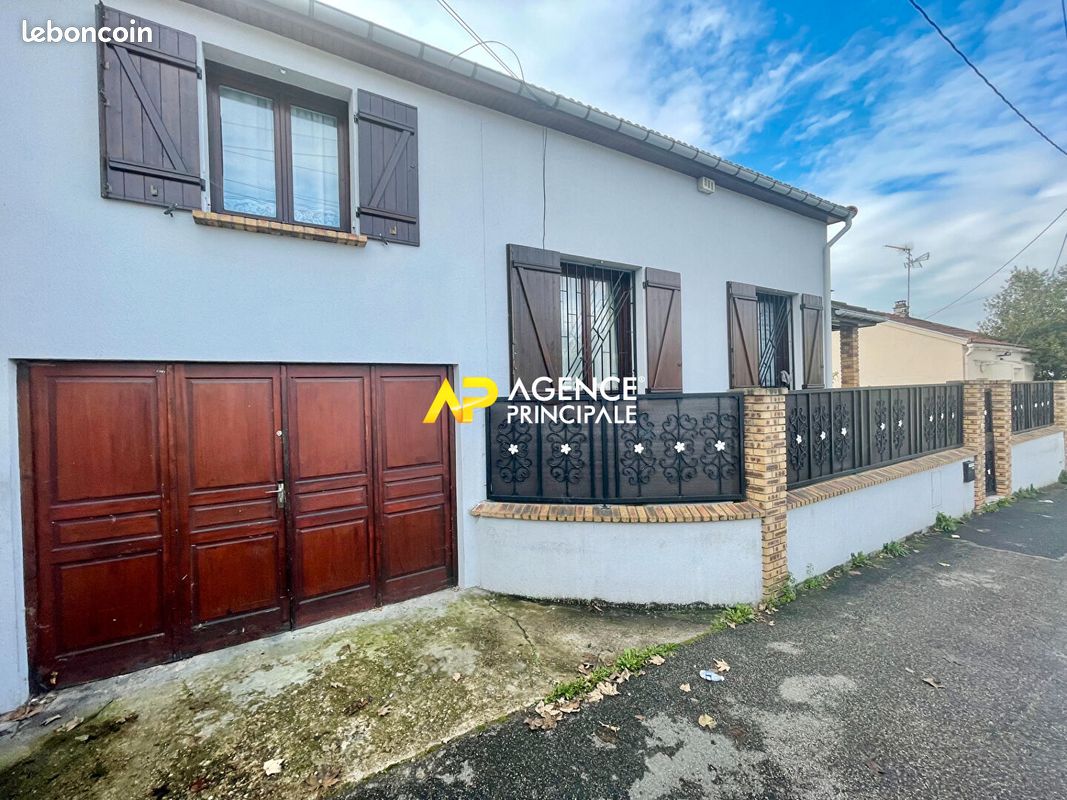 Casa de 4 dormitorios en Argenteuil, France No. 173182