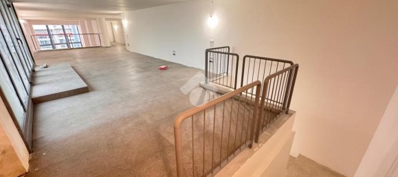 Oficina de 10 habitaciónes en Trieste, Italy No. 148833 21