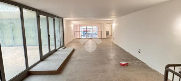 Oficina de 10 habitaciónes en Trieste, Italy No. 148833 23