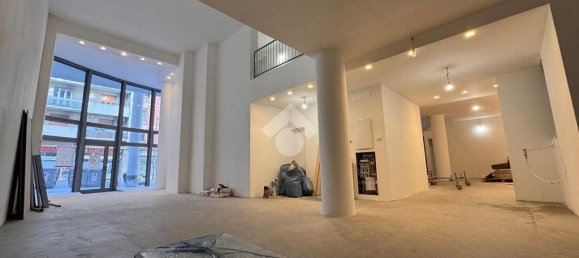 Oficina de 10 habitaciónes en Trieste, Italy No. 148833 24