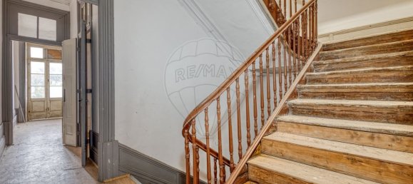 10 bedrooms Building in Porto, Portugal No. 142696 9