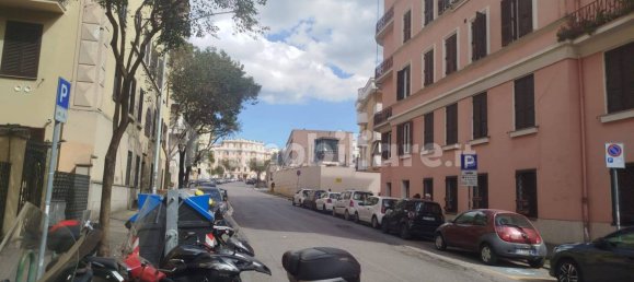 1 room Commercial property in Rome, Italy No. 97524 11