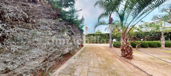 Villa de 4 dormitorios en Melendugno, Italy No. 82889 39