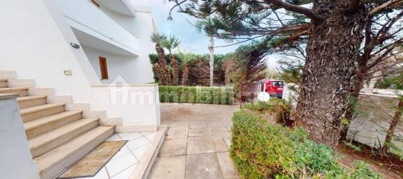 Villa de 4 dormitorios en Melendugno, Italy No. 82889 33