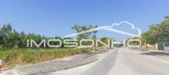 656m² Land in Marinha Grande, Portugal No. 211939 4