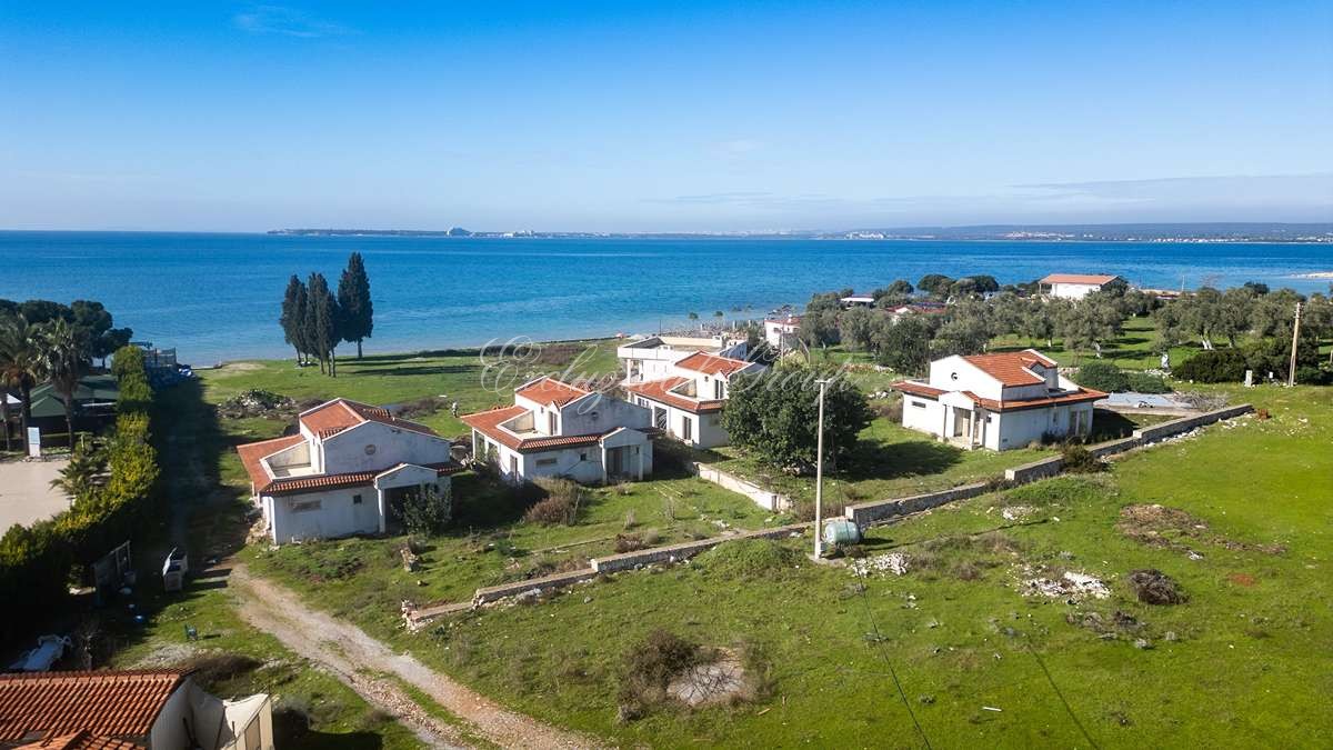 Villa 3+1 in Didim, Turkey No. 32794