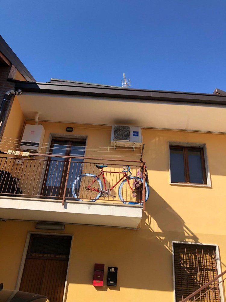3 rooms Villa in Agrate Brianza, Italy No. 138152