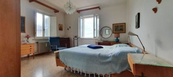 5 rooms Apartment in Osimo, Italy No. 223404 9