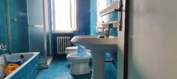 5 rooms Apartment in Osimo, Italy No. 223404 4