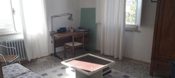 5 rooms Apartment in Osimo, Italy No. 223404 8