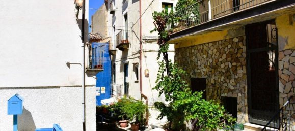 3 Schlafzimmer Wohnung in San Lucido, Italy, Nr. 287316 41