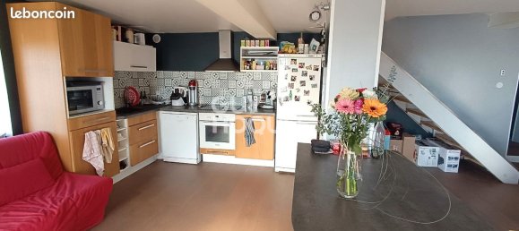 Casa de 3 dormitorios en Bussieres, France No. 200164 2