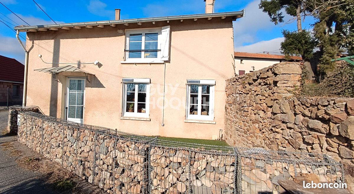 Casa de 3 dormitorios en Bussieres, France No. 200164