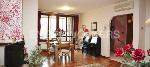 Villa de 3 dormitorios en Buccinasco, Italy No. 68792 3