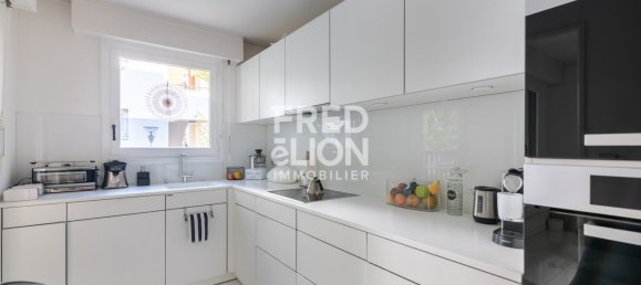 3 Schlafzimmer Doppelhaus in Paris, France, Nr. 175602 4