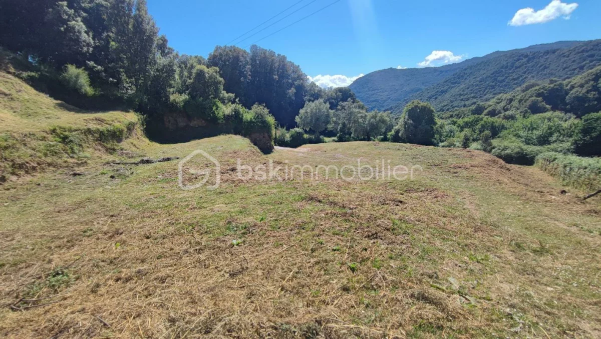 Terreno em Olivese, France 2000 m² N.º 65186