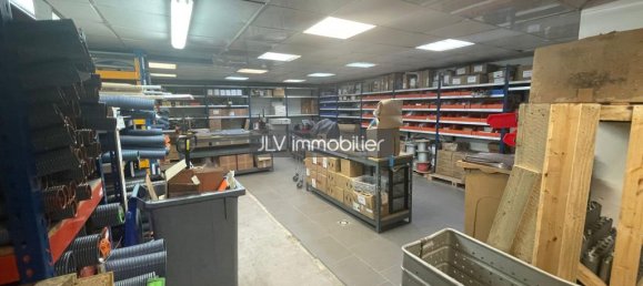 150m² Commercial property in Nord, France No. 95357 3