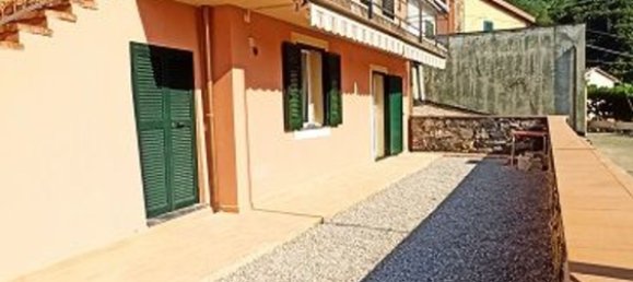 4 rooms House in Castiglione Chiavarese, Italy No. 110166 2
