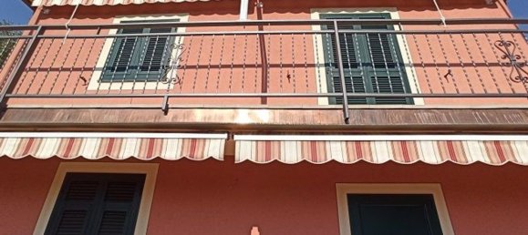 4 rooms House in Castiglione Chiavarese, Italy No. 110166 4