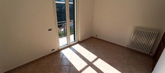 4 rooms House in Castiglione Chiavarese, Italy No. 110166 18