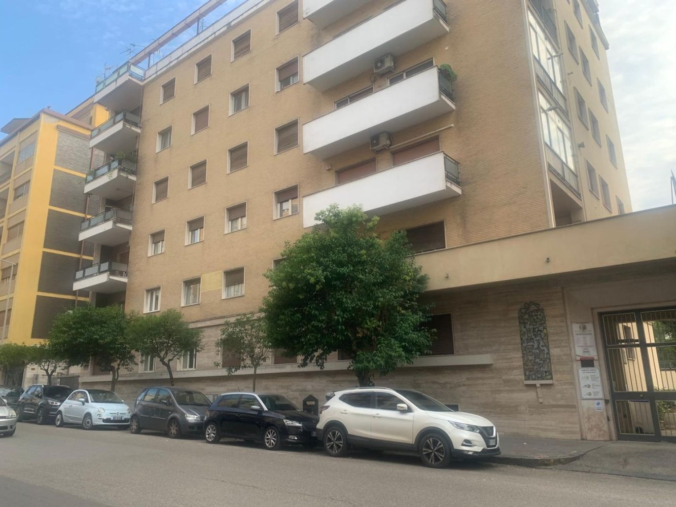 6 bedrooms Apartment in Benevento, Italy No. 377423