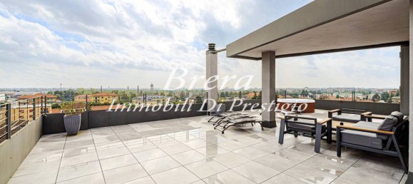 Apartamento de 3 dormitorios en Villasanta, Italy No. 331025 35