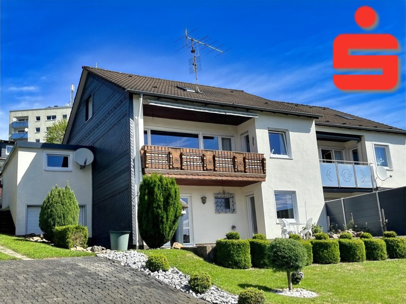 3 bedrooms Townhouse in Siegen-Wittgenstein, Germany No. 150469