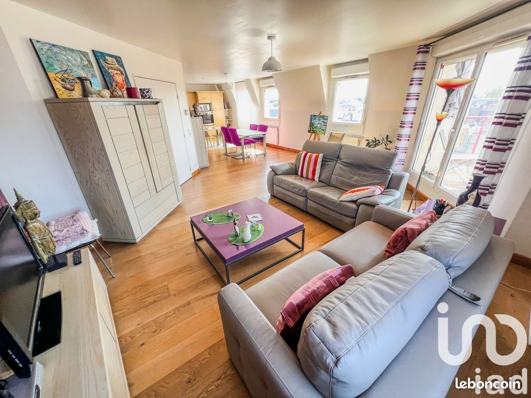 3 bedrooms Apartment in Rouen, France No. 359433