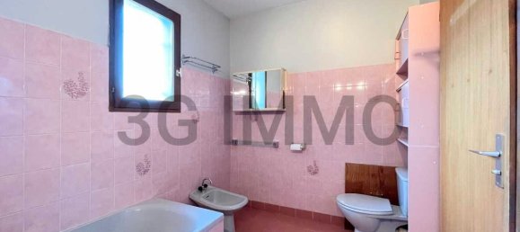 3 bedrooms Villa in Euzet, France No. 197317 9