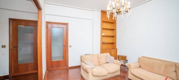 Apartamento T2 em Rome, Italy N.º 212653 3