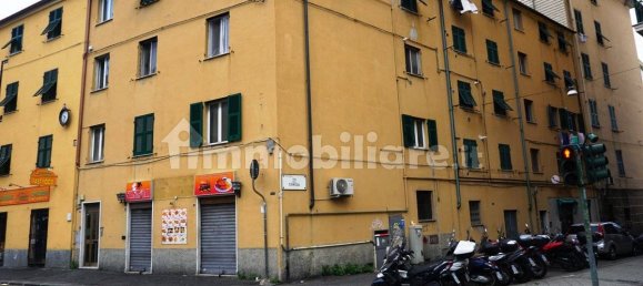 2 Schlafzimmer Wohnung in Genoa, Italy, Nr. 270598 16