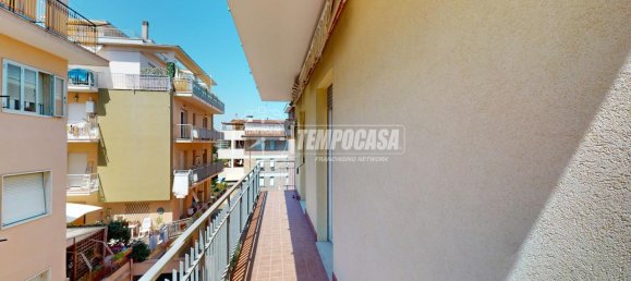 Квартира с 5 комнатами в Фальконара Мариттима, Италия № 120355 28