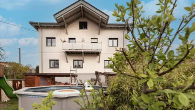 Дом с 9 комнатами в Антизенхофен, Австрия № 172498