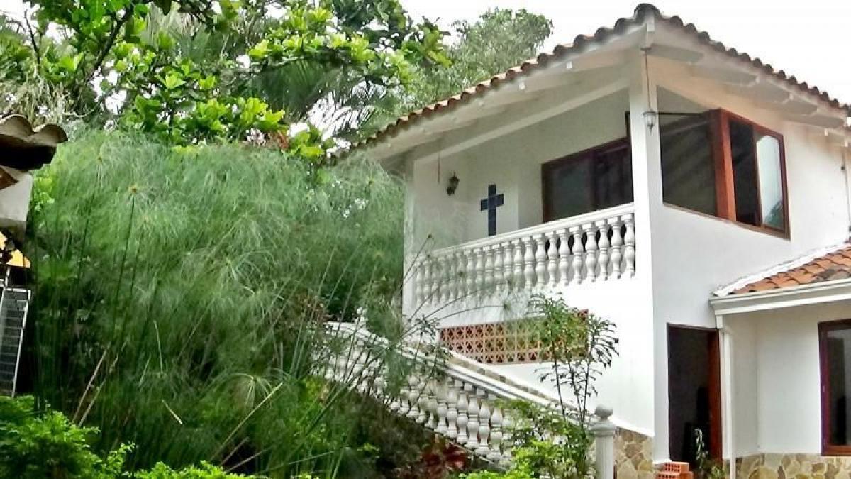 3 bedrooms House in Valle del Cauca, Colombia No. 5474