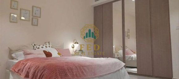 3 bedrooms Villa in Sharjah, UAE No. 8212 2