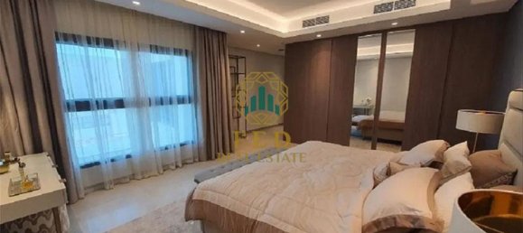 3 bedrooms Villa in Sharjah, UAE No. 8212 17