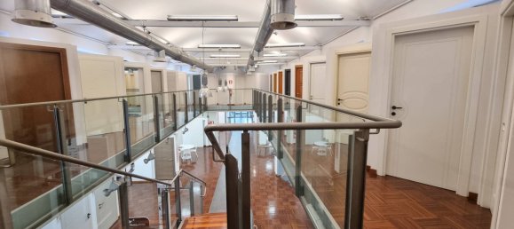 5 rooms Office in Milan, Italy No. 243321 30