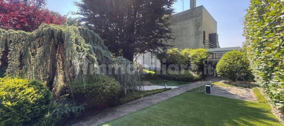 Villa de 2 dormitorios en Cassano Magnago, Italy No. 88556 18