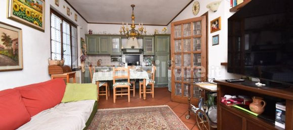 3 bedrooms Villa in Pietrasanta, Italy No. 124144 2