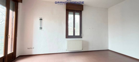 2 bedrooms Apartment in Parma, Italy No. 20877 22