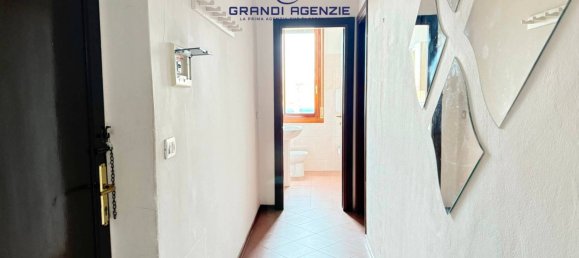 2 bedrooms Apartment in Parma, Italy No. 20877 13