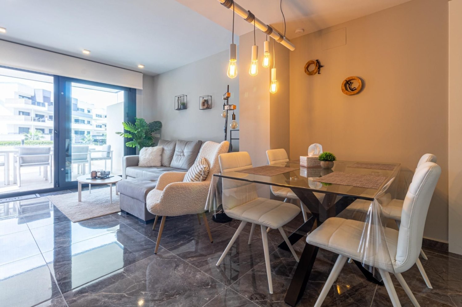 2 غرف نوم شقة في Alicante, Spain رقم 182003