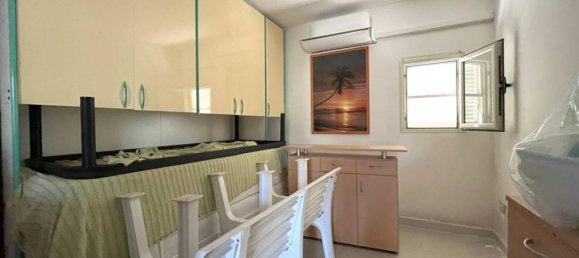 3 rooms Villa in Borgia, Italy No. 43521 8