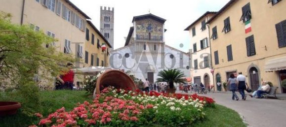 2 bedrooms Apartment in Capannori, Italy No. 42690 7
