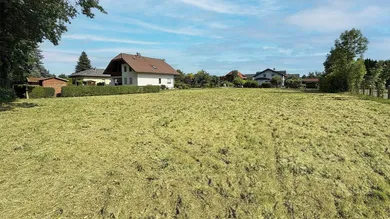 Terreno em Ostermiething, Austria N.º 250131