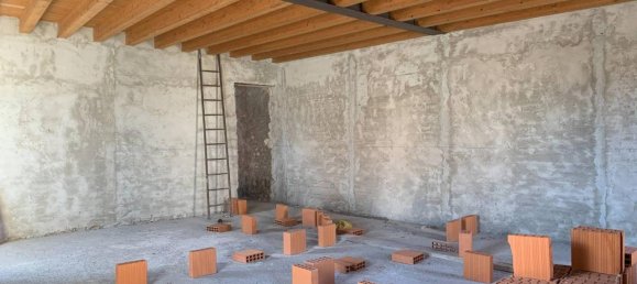 6 rooms House in Ghisalba, Italy No. 161853 5